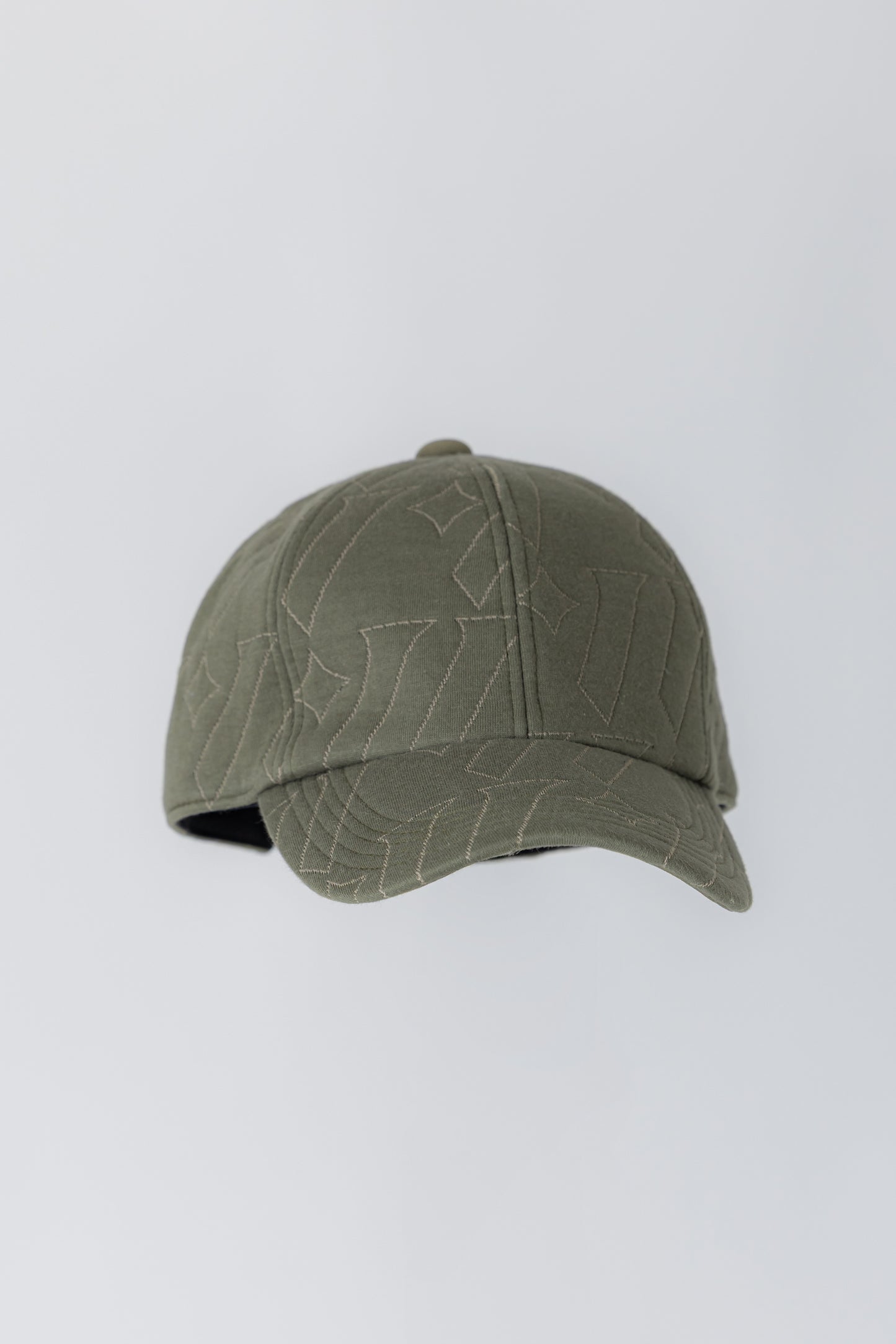 男女兼用 ロゴキルトジャガード CAP オリーブグリーン